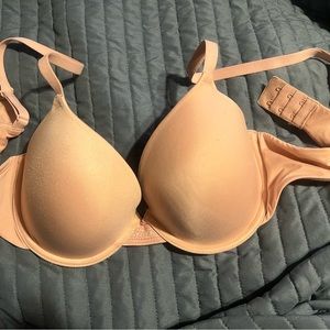 Wacoal light pink 38c bra